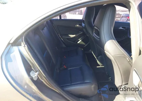 2014 Mercedes-Benz Cla 250 z USA, uszkodzony, nr VIN WDDSJ4EB7EN032368